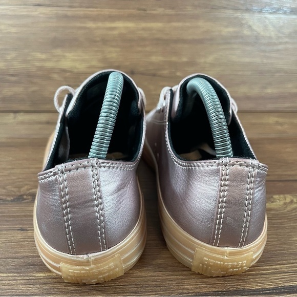 Converse Pink Leather Low Top Sneakers Women’s Size 7.5 (6Y) Shoes - Picture 4 of 10